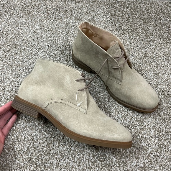 NEW Hush Puppies Cream Suede Oxford Bootie 8.5 - Picture 2 of 16